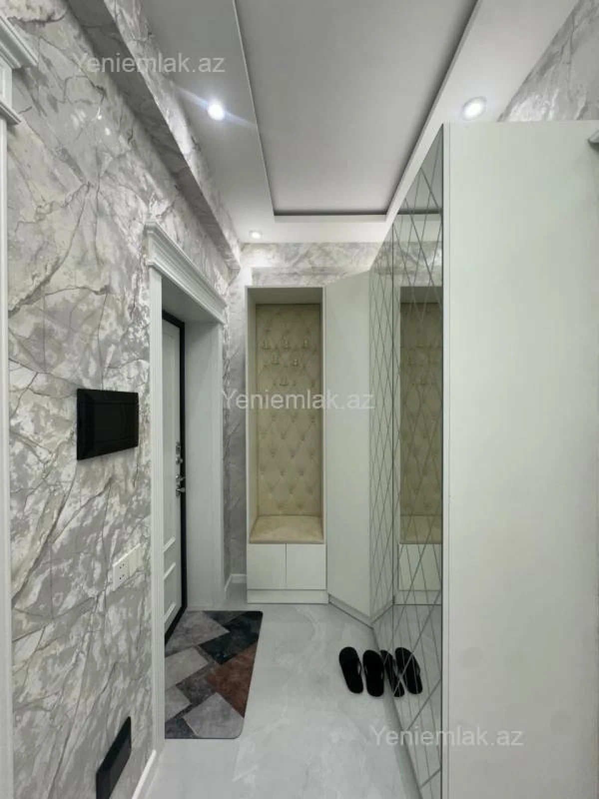 Satılır 3 otaqlı yeni tikili 92 m²