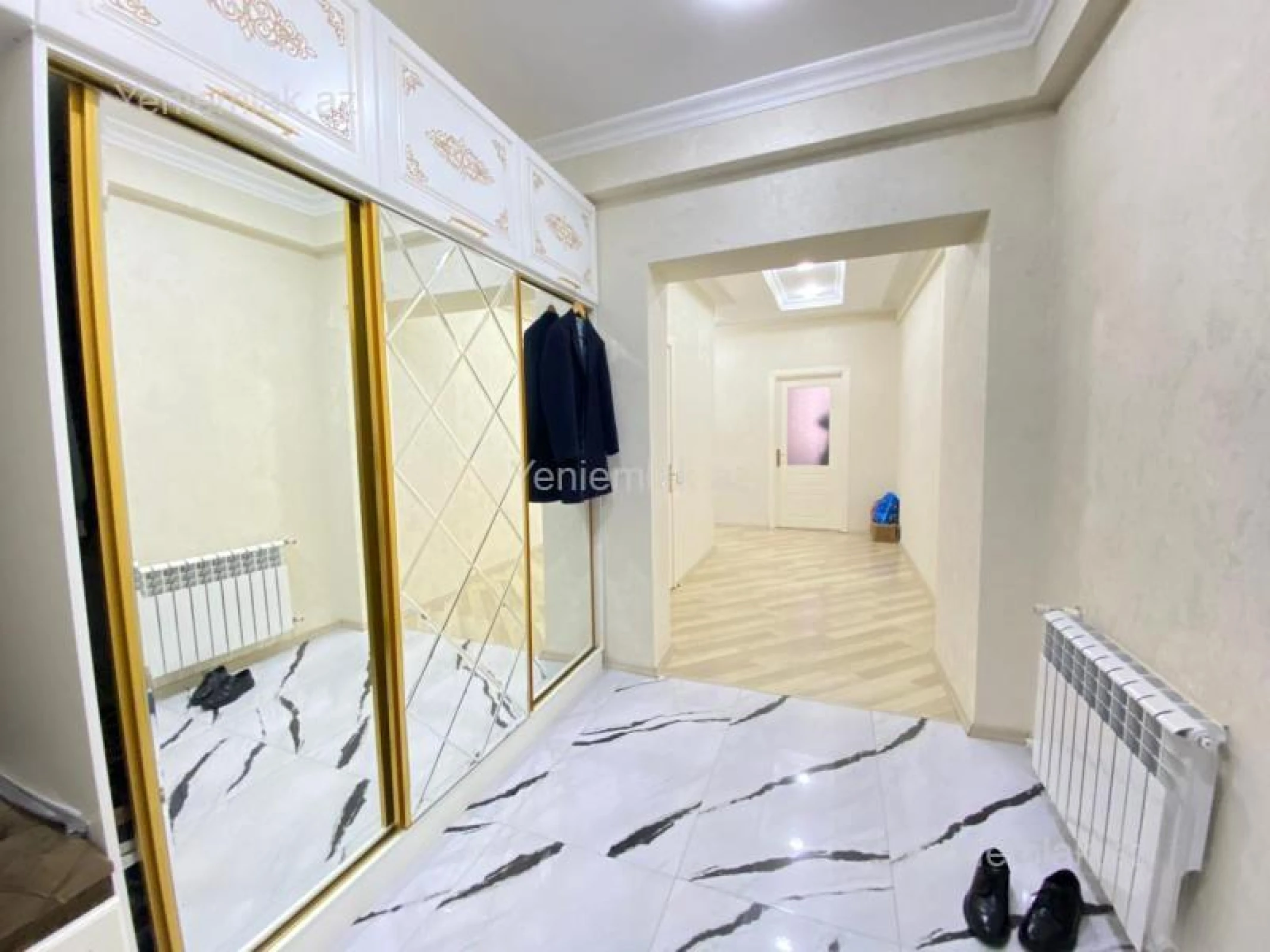 Satılır 3 otaqlı yeni tikili 130 m²