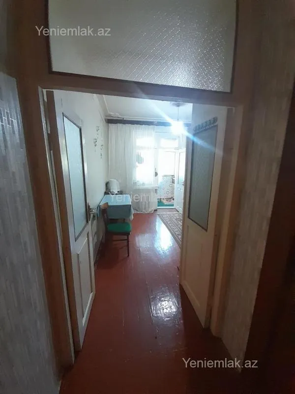 Satılır 3 otaqlı köhnə tikili 75 m²