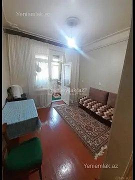Satılır 3 otaqlı köhnə tikili 75 m²