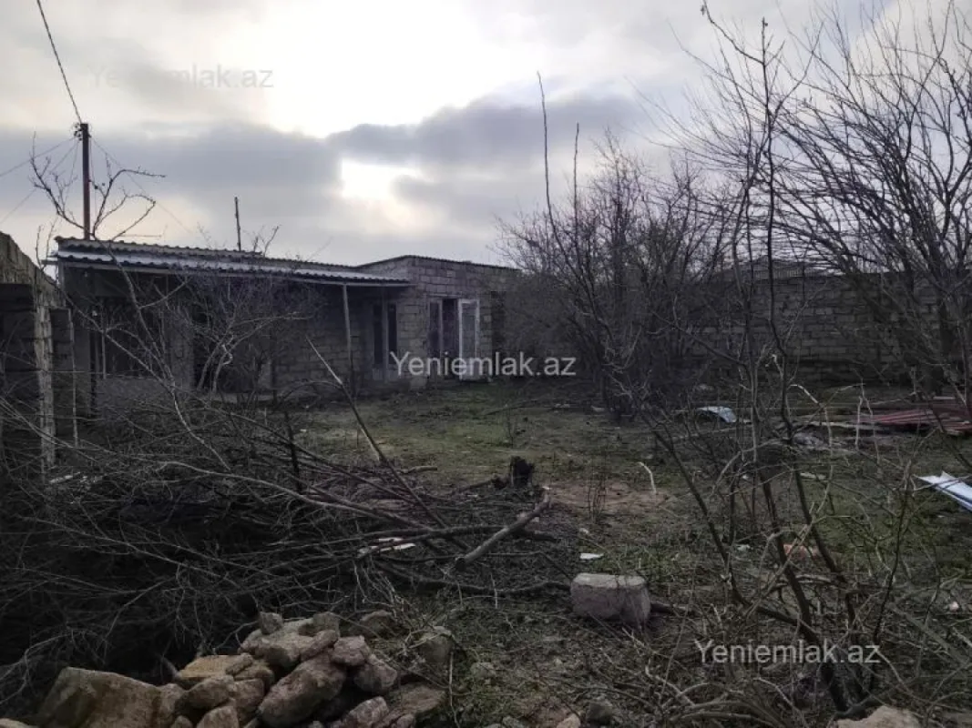 Satılır 1 otaqlı həyət evi 20 m²