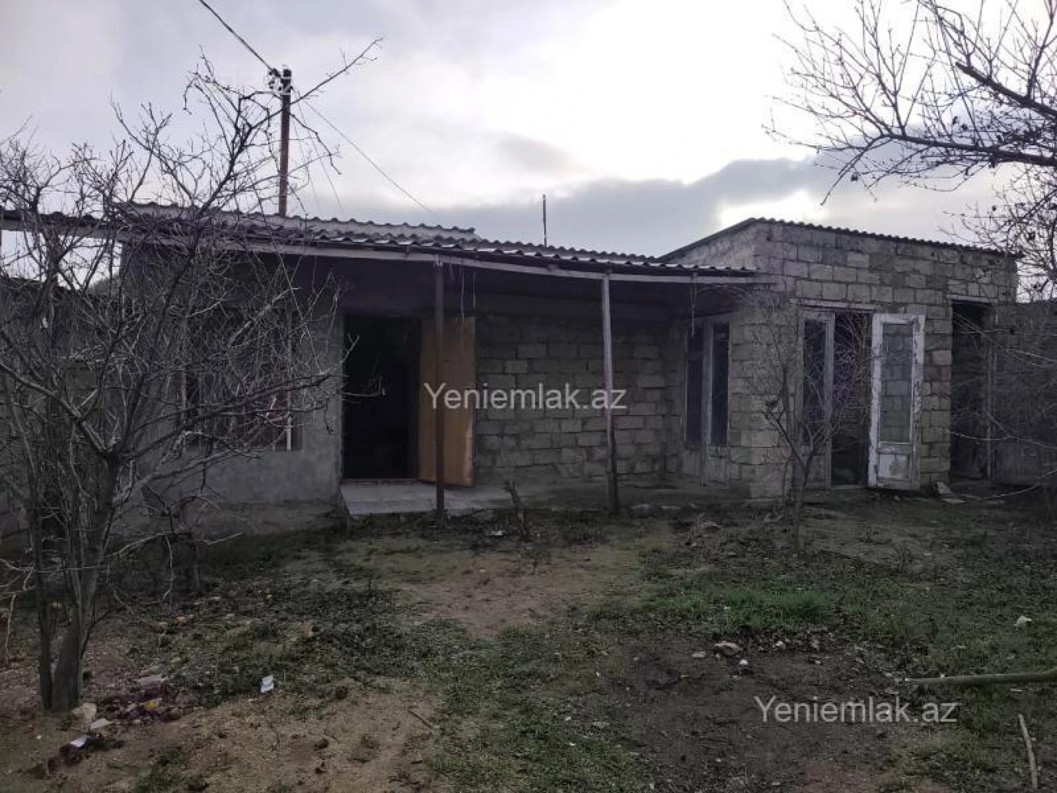 Satılır 1 otaqlı həyət evi 20 m²