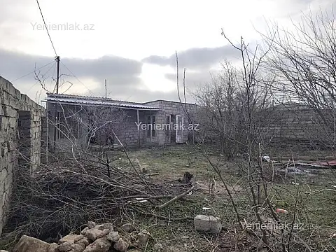 Satılır 1 otaqlı həyət evi 20 m²