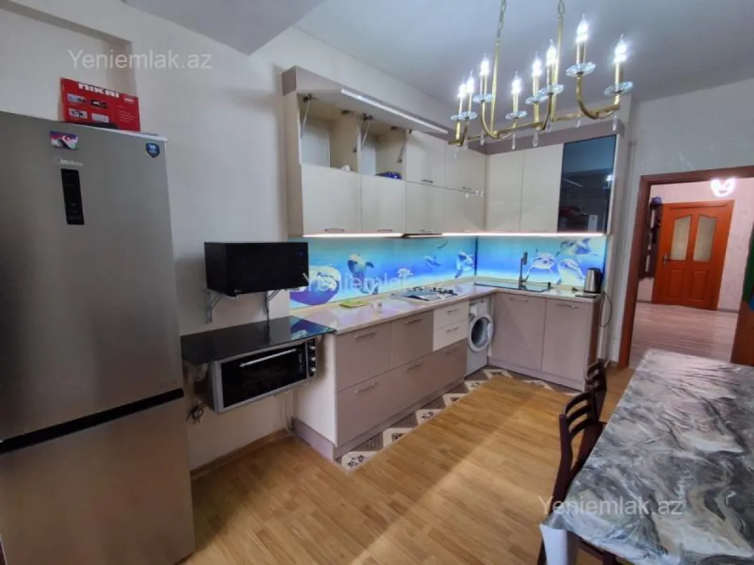 Satılır 3 otaqlı yeni tikili 100 m²