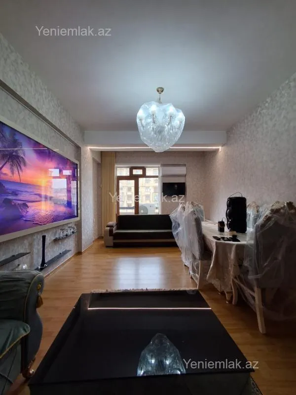 Satılır 3 otaqlı yeni tikili 100 m²