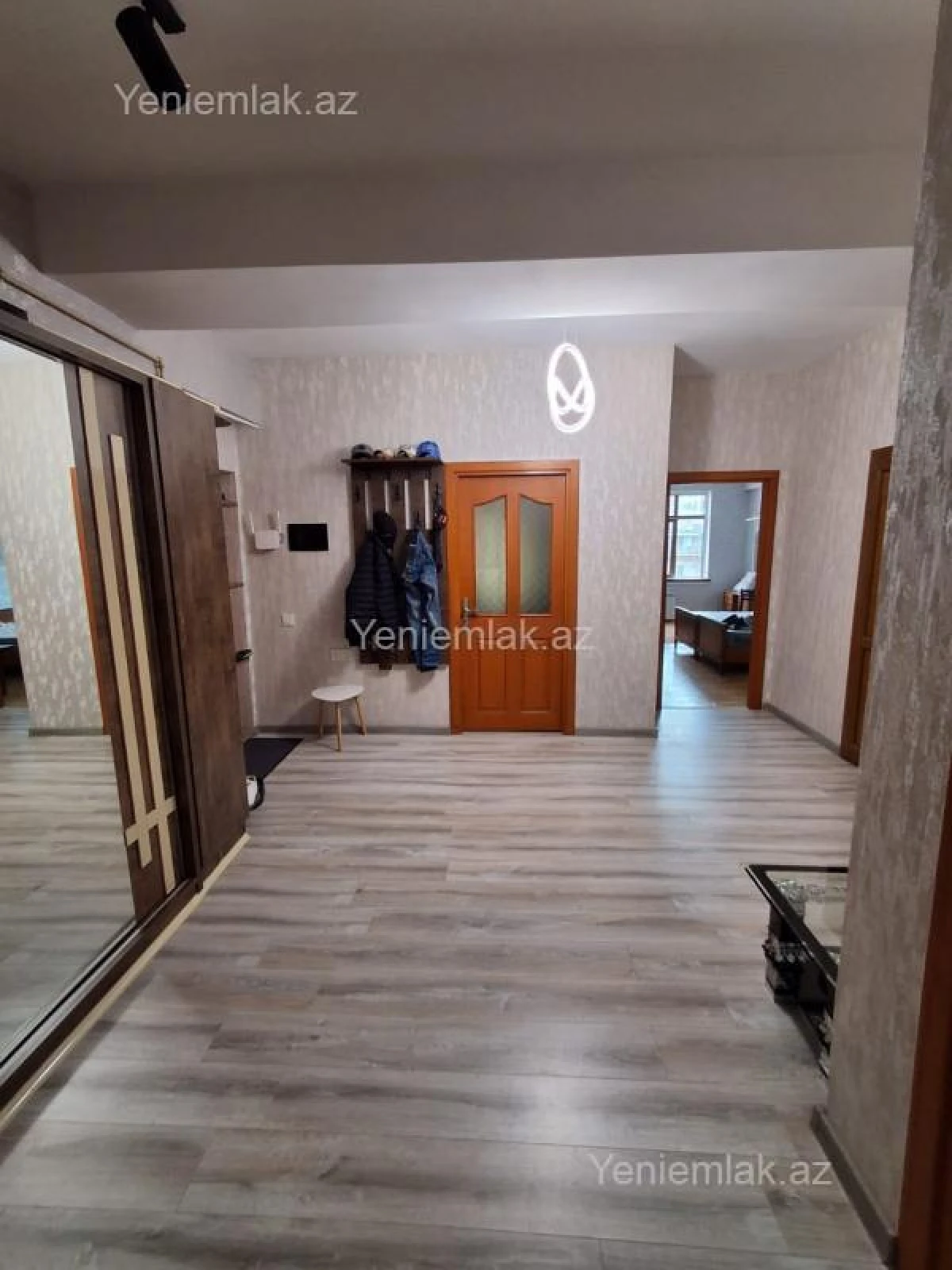 Satılır 3 otaqlı yeni tikili 100 m²