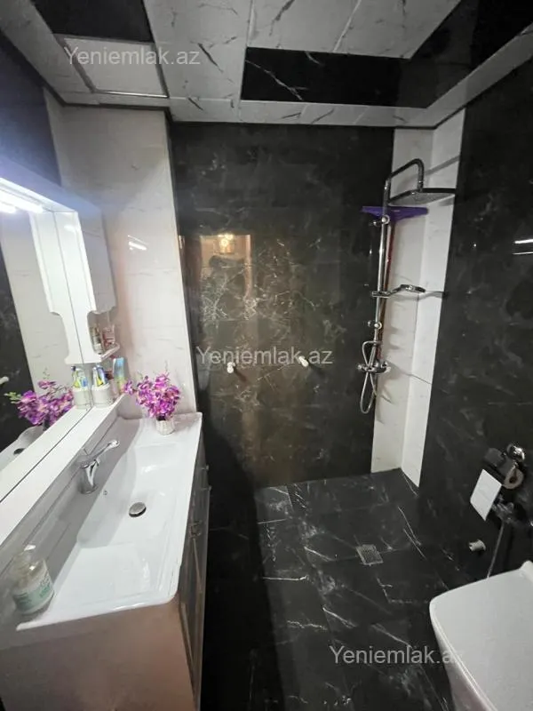 Satılır 3 otaqlı yeni tikili 85 m²