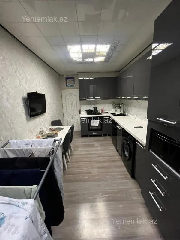 Satılır 3 otaqlı yeni tikili 85 m²