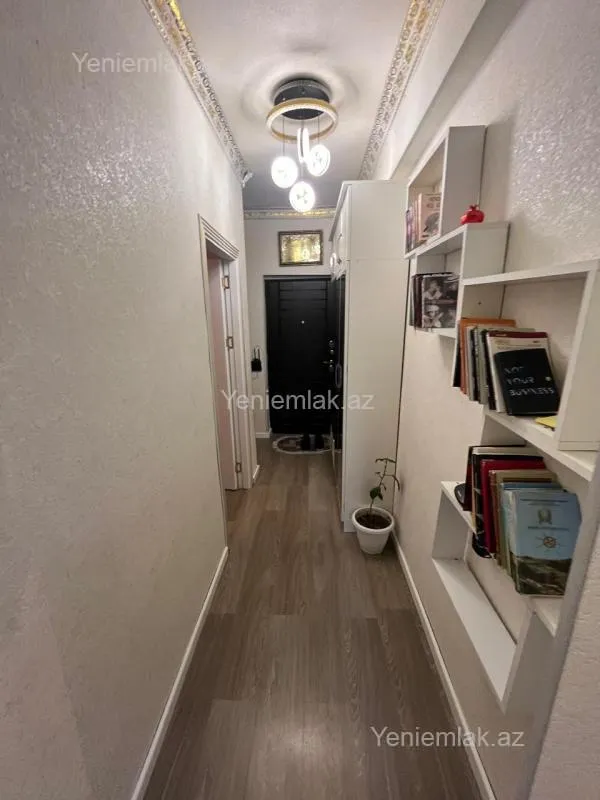 Satılır 3 otaqlı yeni tikili 85 m²
