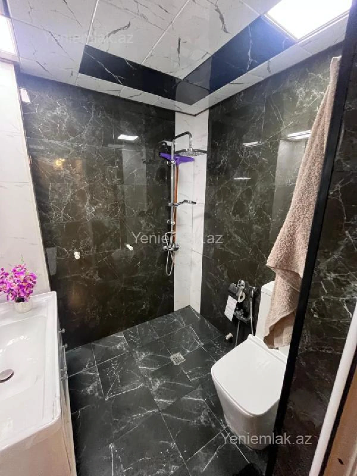 Satılır 3 otaqlı yeni tikili 85 m²