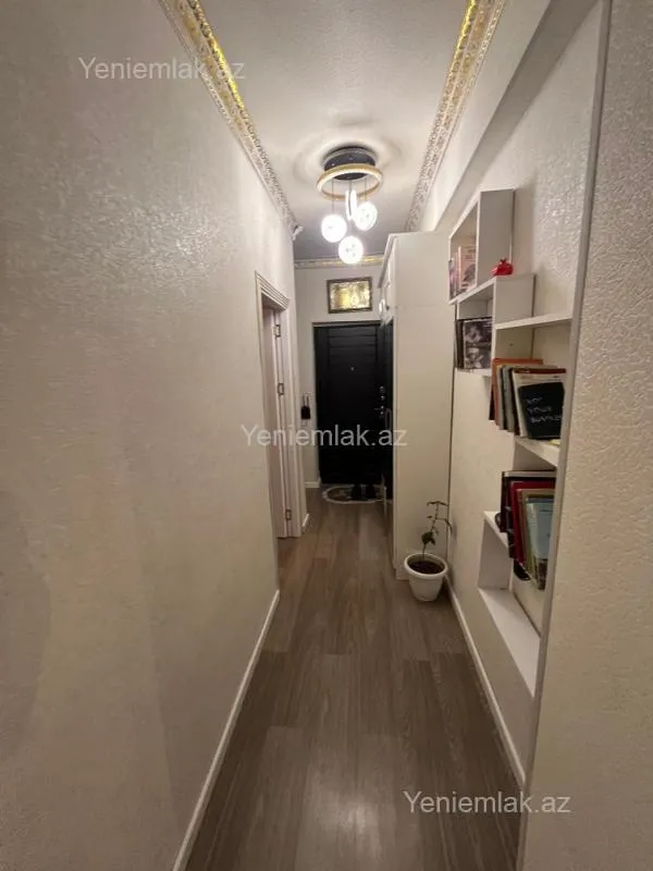 Satılır 3 otaqlı yeni tikili 85 m²