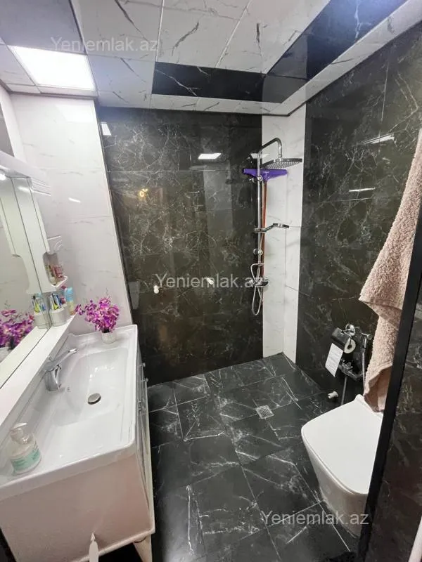 Satılır 3 otaqlı yeni tikili 85 m²