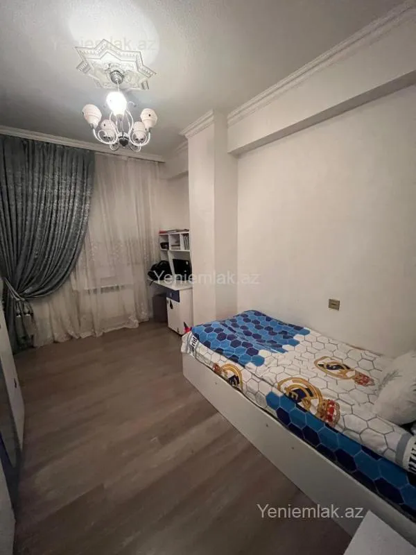 Satılır 3 otaqlı yeni tikili 85 m²