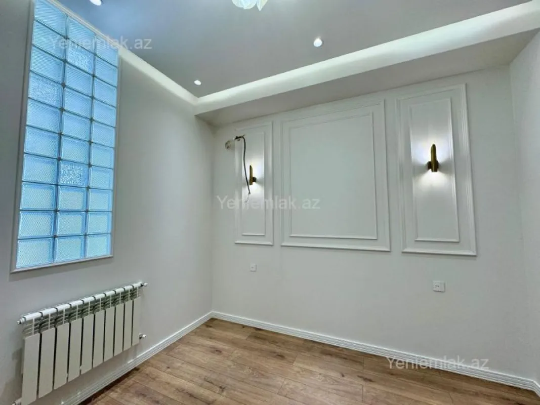 Satılır 2 otaqlı yeni tikili 72 m²