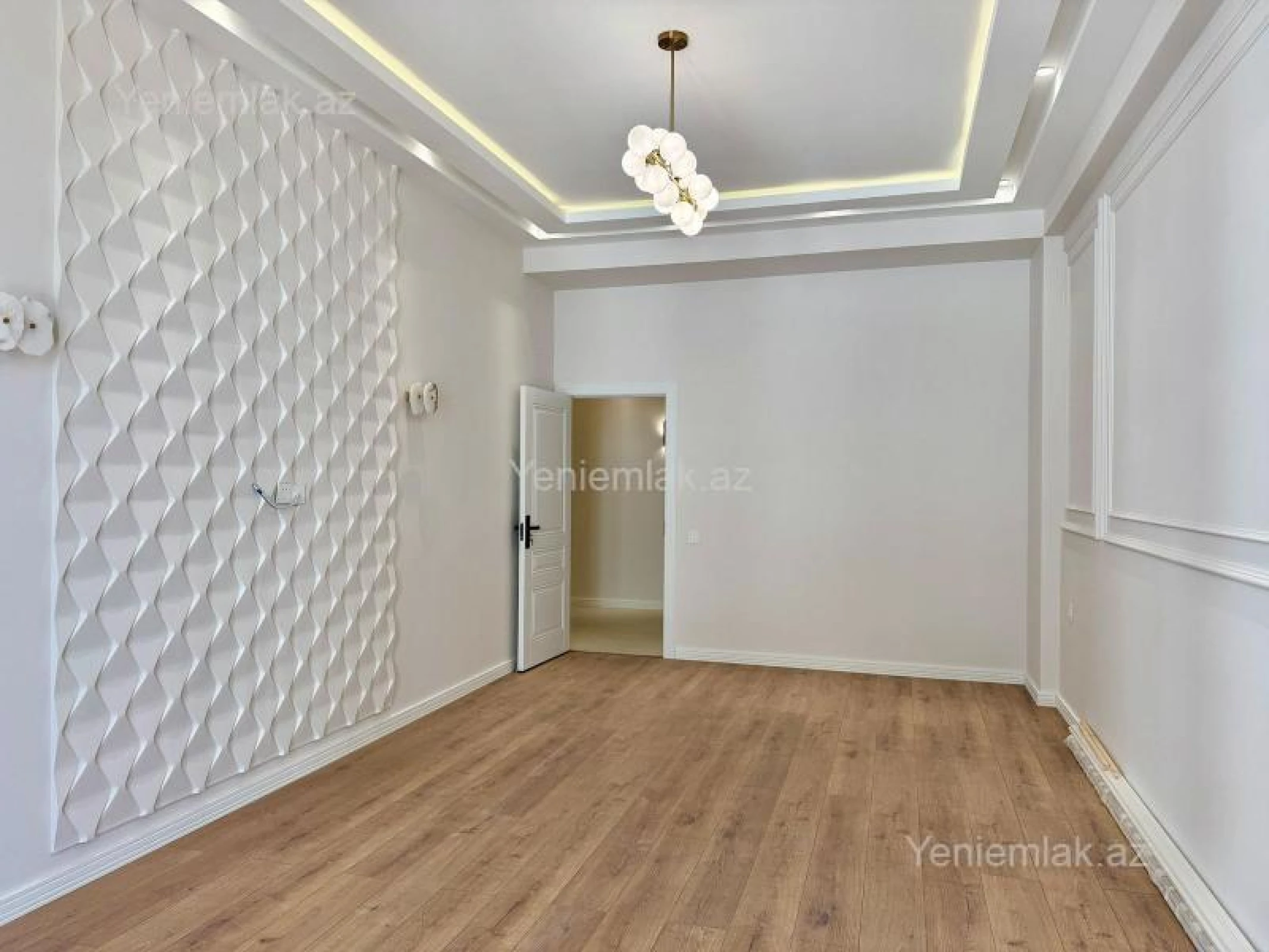 Satılır 2 otaqlı yeni tikili 72 m²