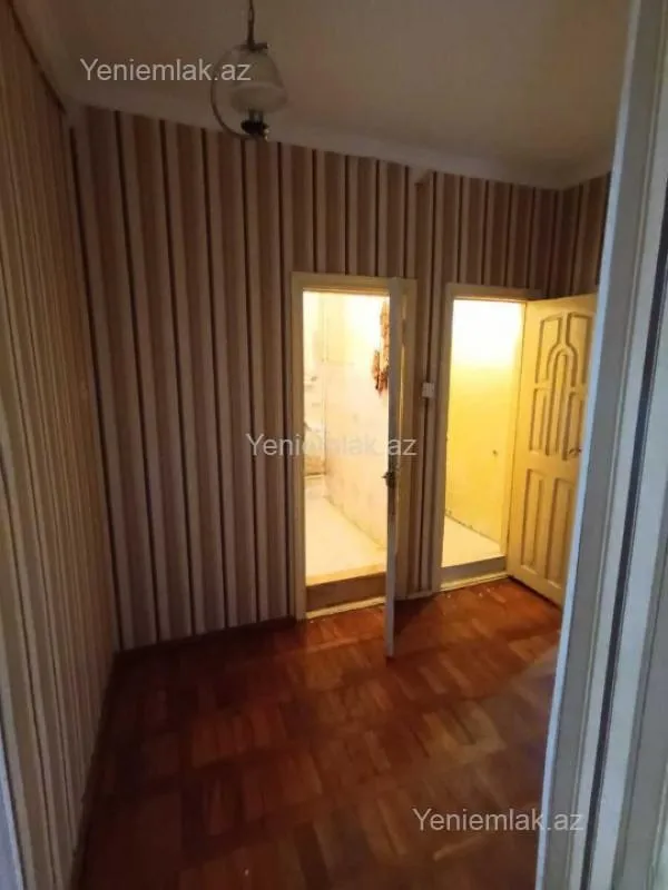 Satılır 3 otaqlı yeni tikili 90 m²