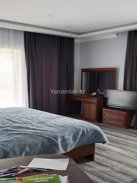 Satılır 7 otaqlı həyət evi 500 m²