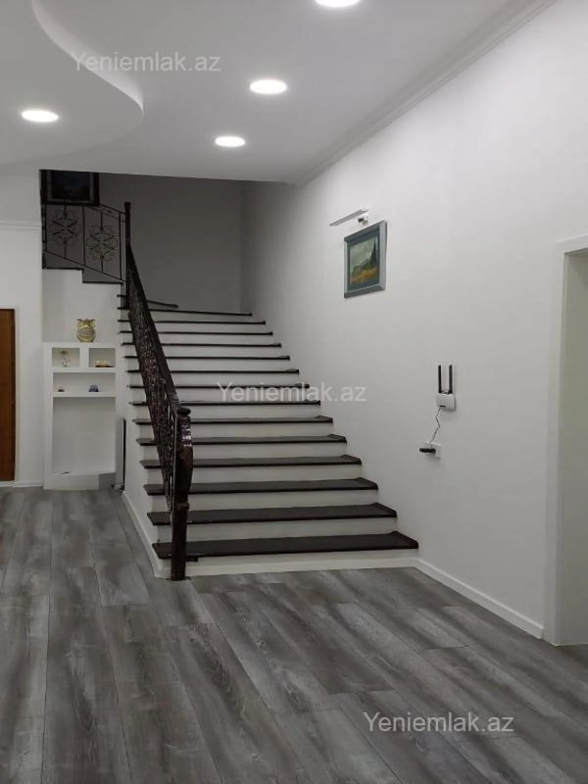 Satılır 7 otaqlı həyət evi 500 m²