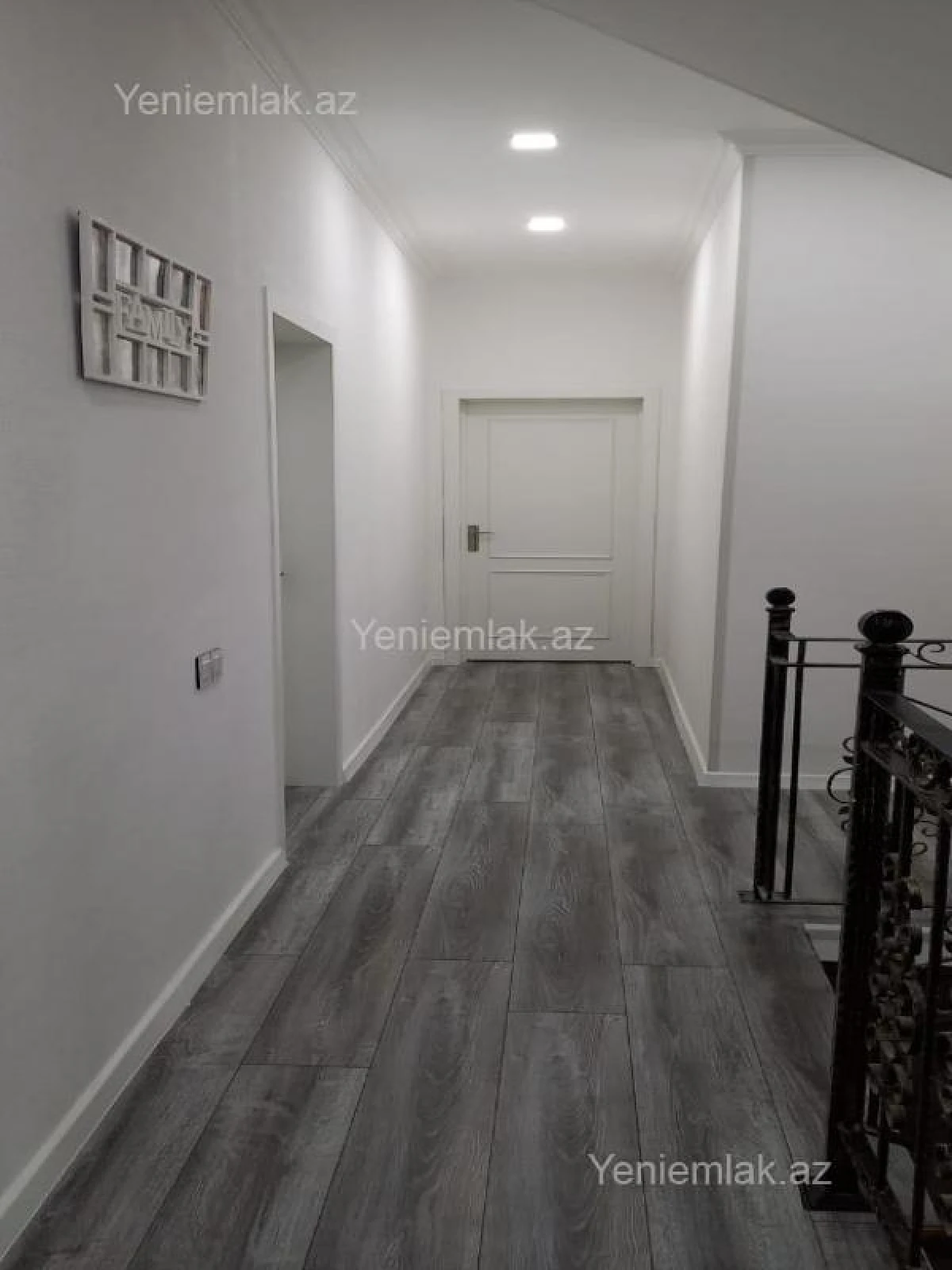 Satılır 7 otaqlı həyət evi 500 m²