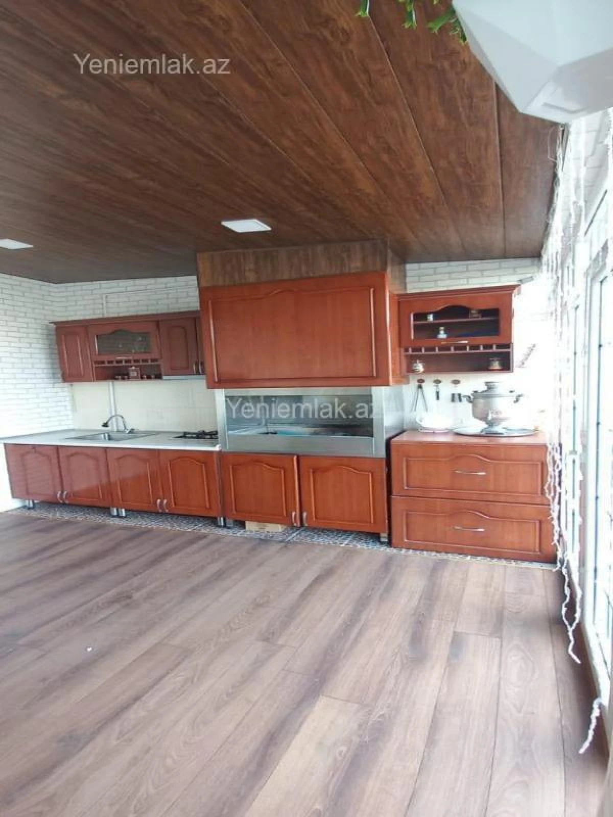 Satılır 7 otaqlı həyət evi 500 m²