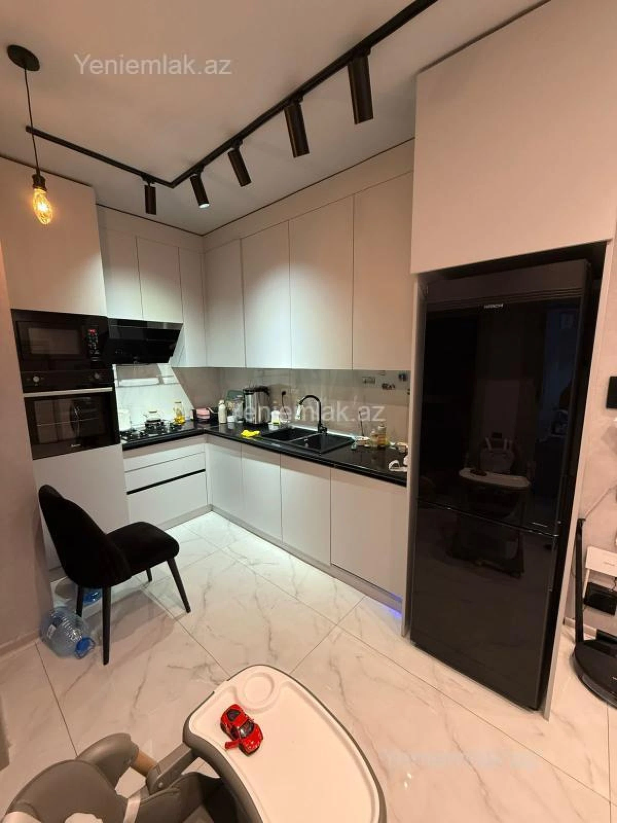 Satılır 2 otaqlı yeni tikili 64 m²