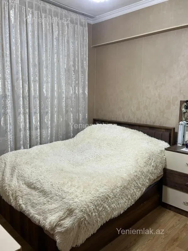 Satılır 2 otaqlı yeni tikili 70 m²