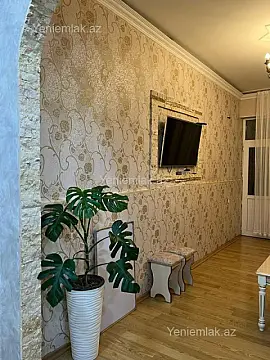 Satılır 2 otaqlı yeni tikili 70 m²