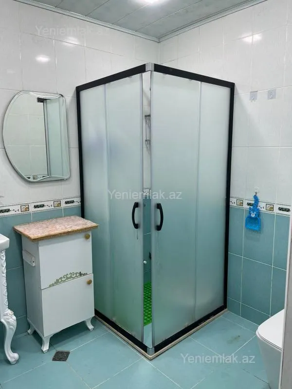 Satılır 2 otaqlı yeni tikili 70 m²