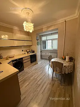 Satılır 3 otaqlı köhnə tikili 75 m²