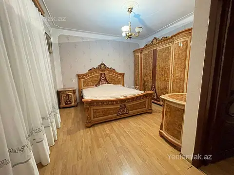 Satılır 5 otaqlı həyət evi 200 m²