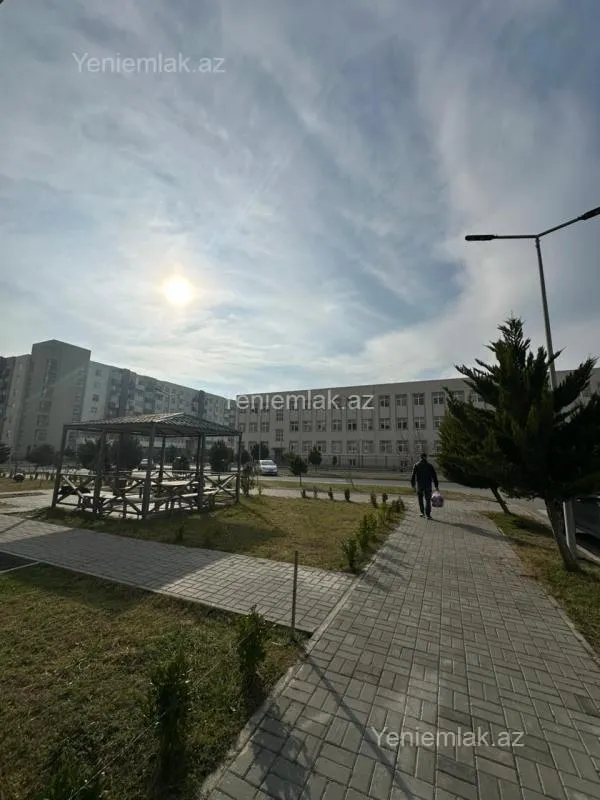 Satılır 3 otaqlı yeni tikili 75 m²