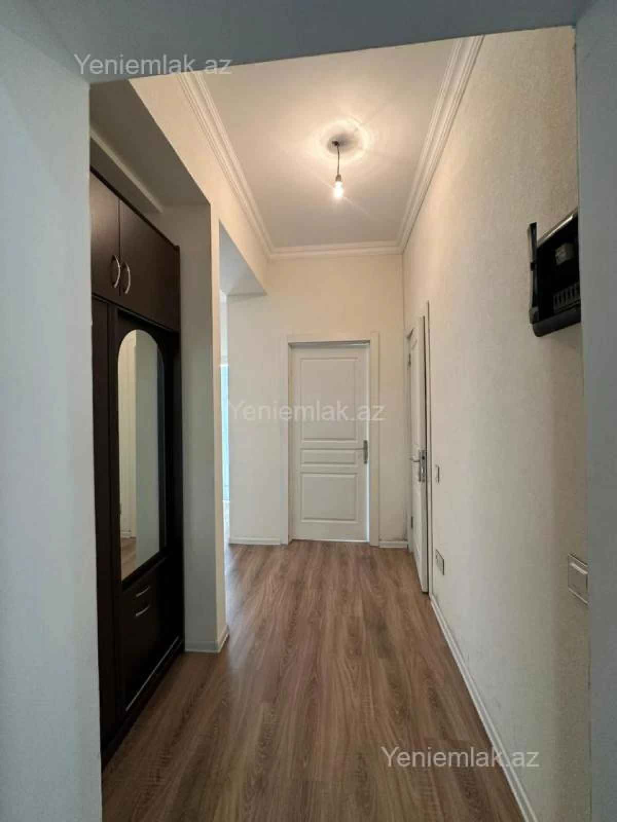 Satılır 3 otaqlı yeni tikili 75 m²
