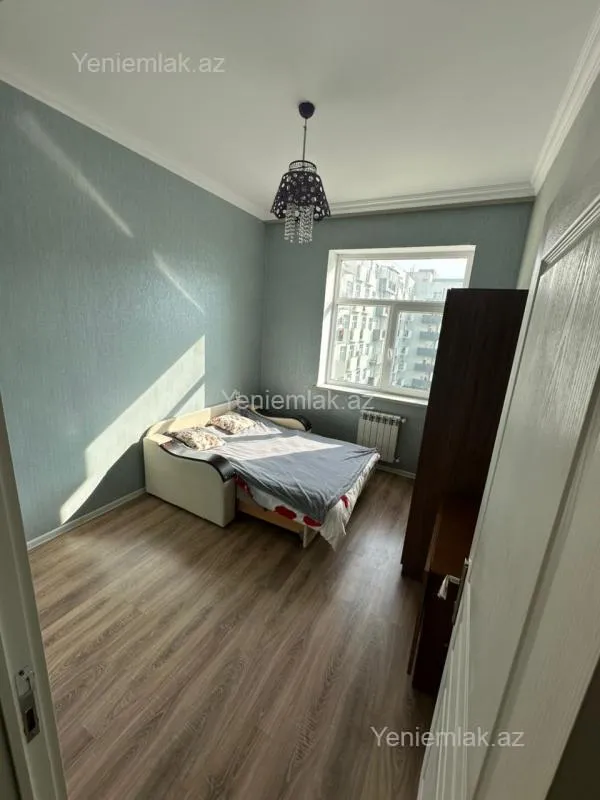 Satılır 3 otaqlı yeni tikili 75 m²