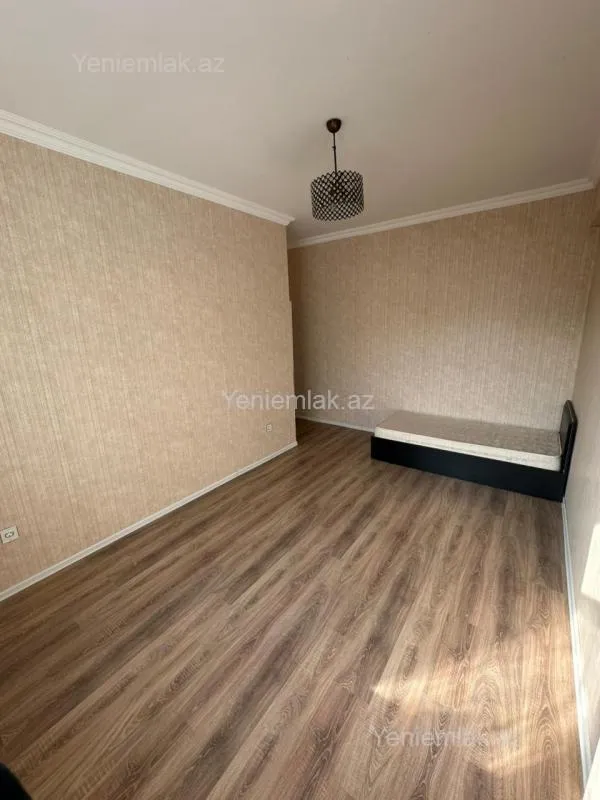 Satılır 3 otaqlı yeni tikili 75 m²