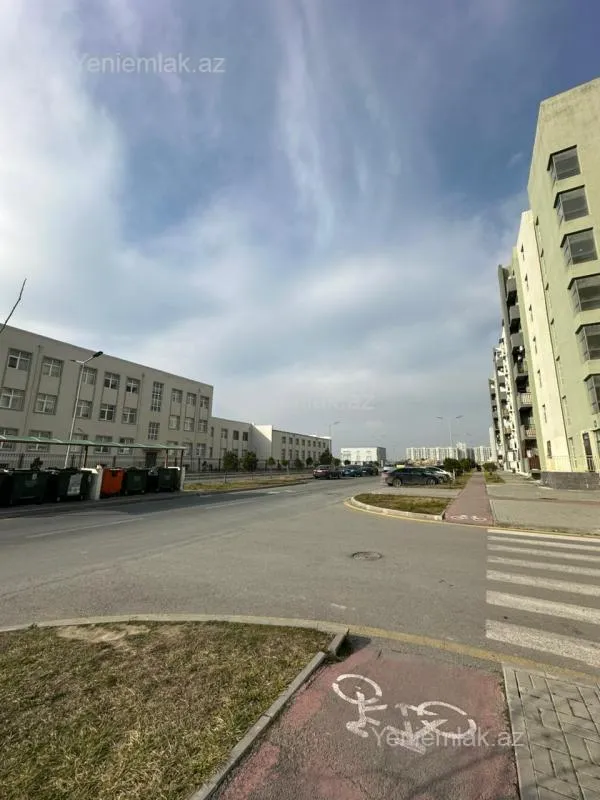 Satılır 3 otaqlı yeni tikili 75 m²