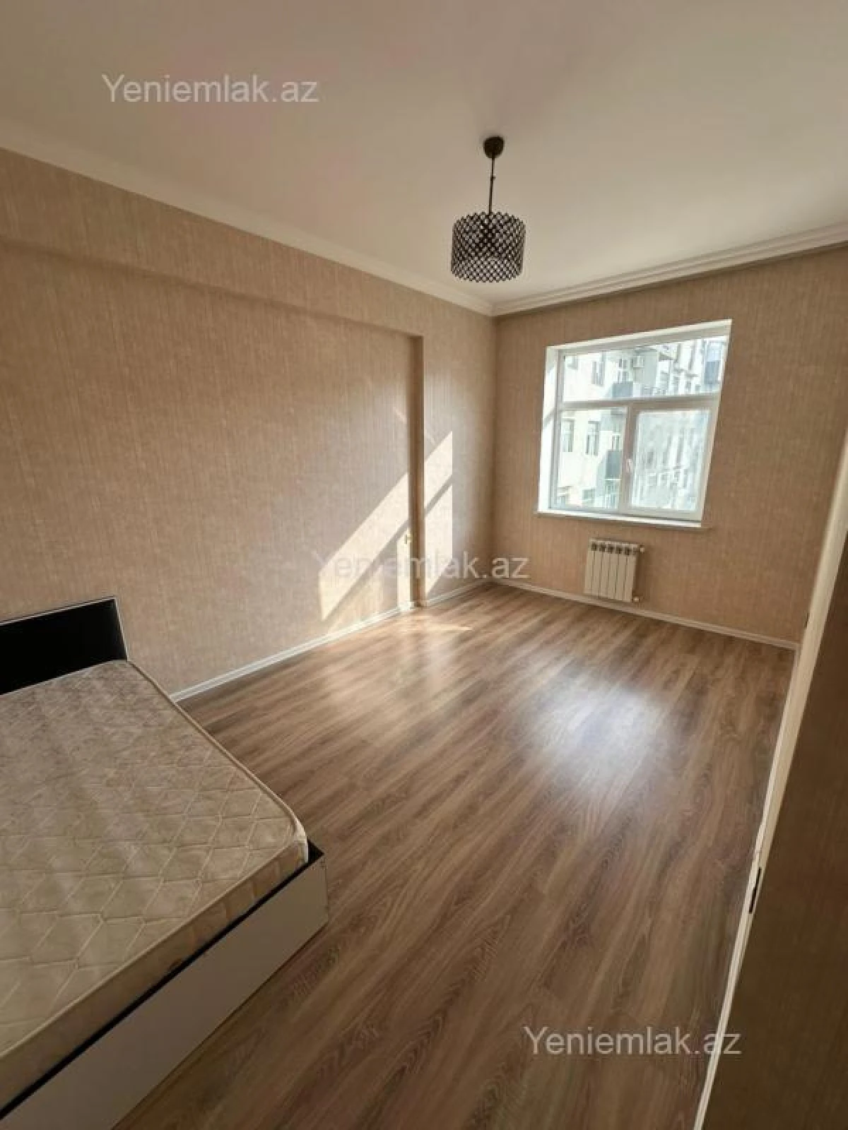 Satılır 3 otaqlı yeni tikili 75 m²