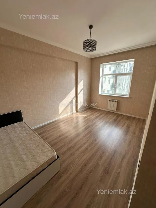 Satılır 3 otaqlı yeni tikili 75 m²