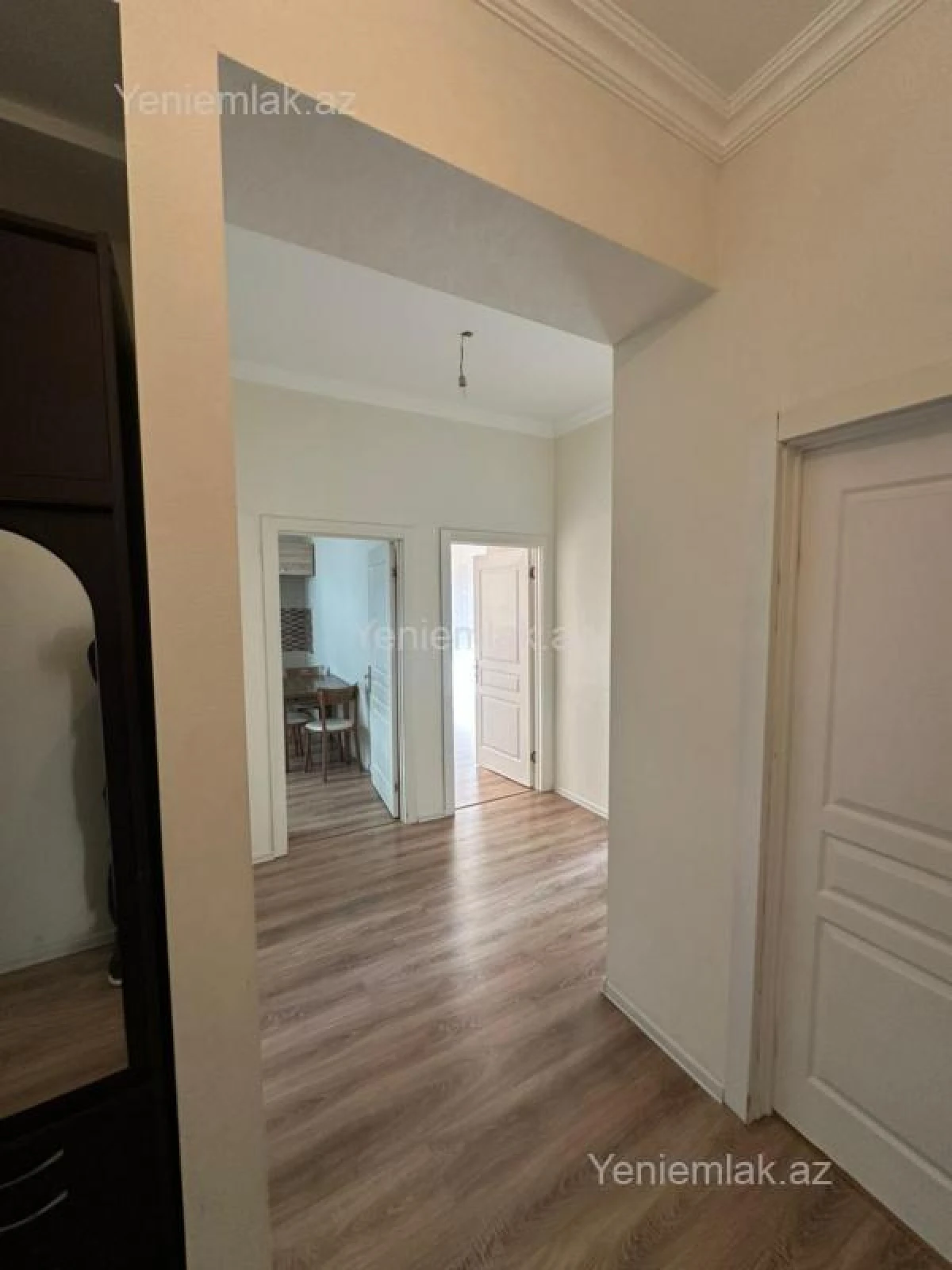 Satılır 3 otaqlı yeni tikili 75 m²