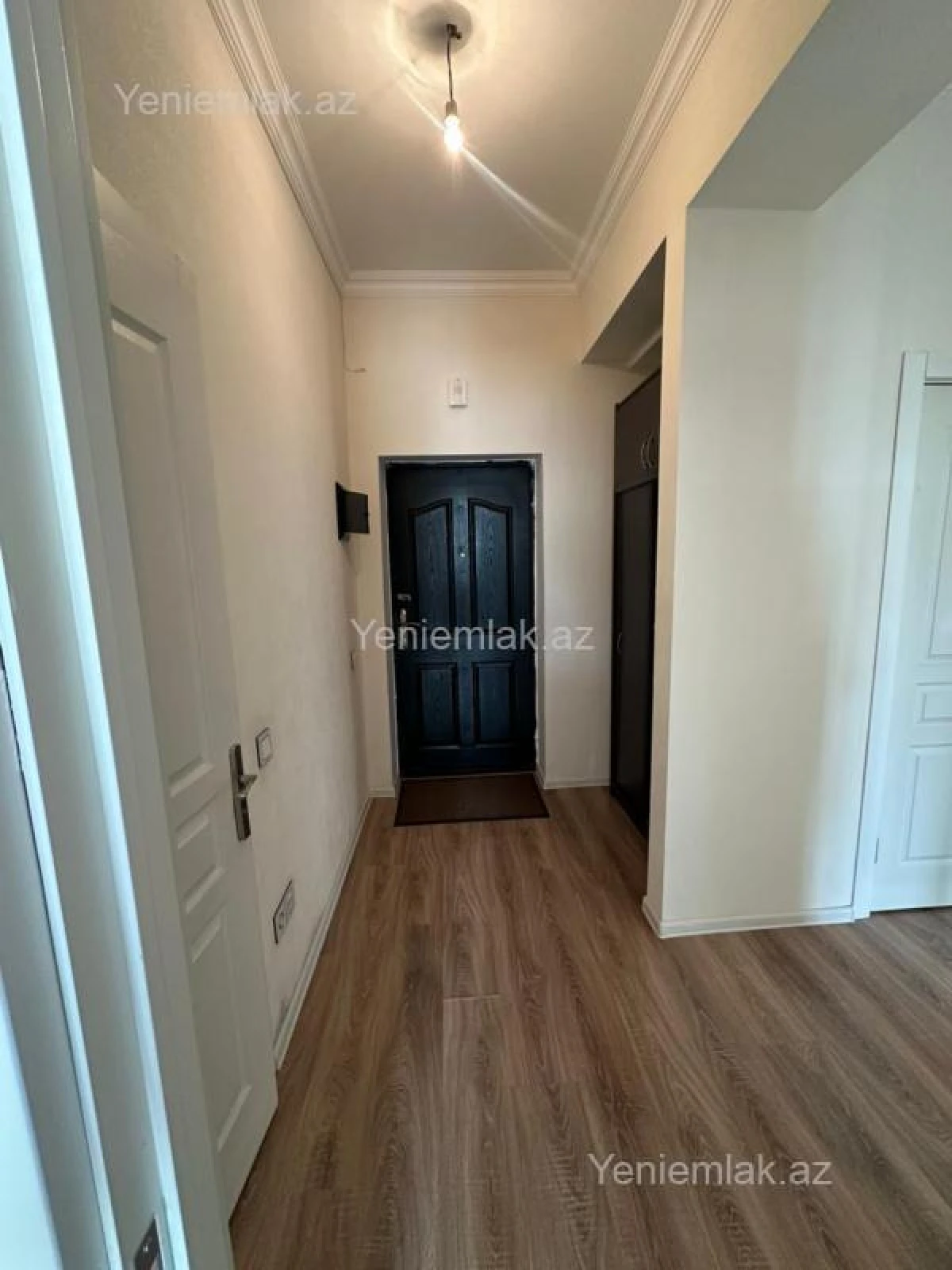 Satılır 3 otaqlı yeni tikili 75 m²