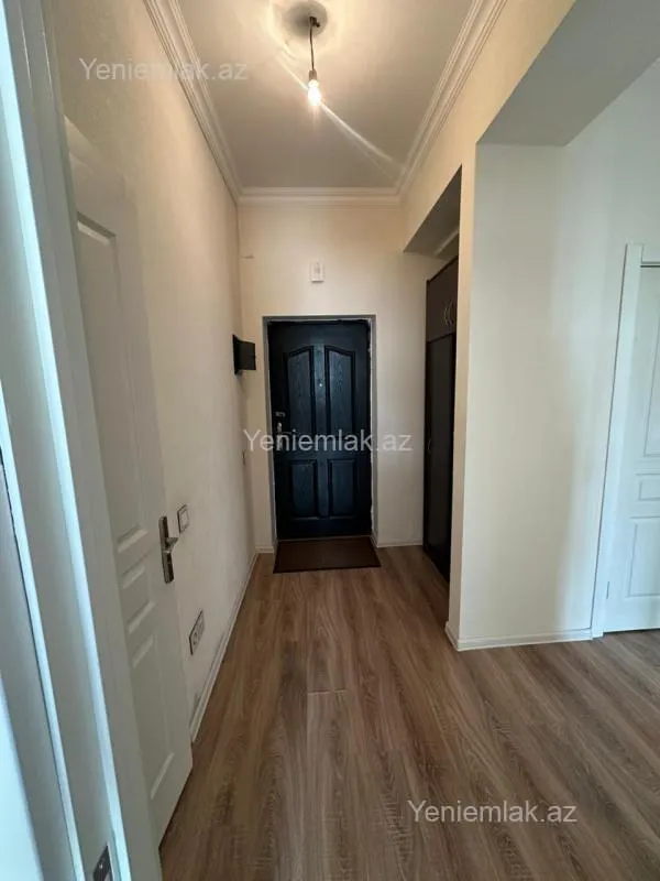 Satılır 3 otaqlı yeni tikili 75 m²