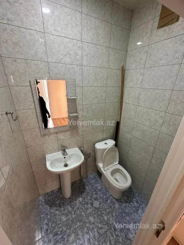 Satılır 3 otaqlı yeni tikili 75 m²