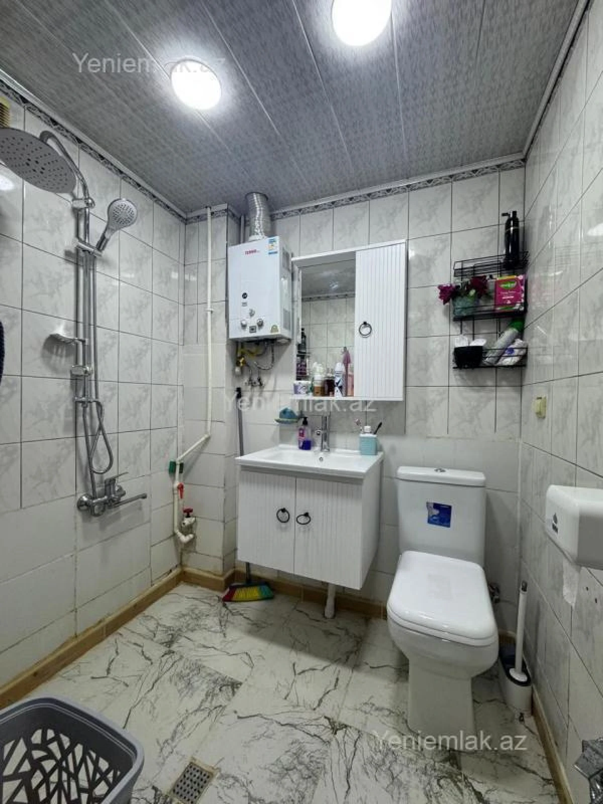 Satılır 2 otaqlı köhnə tikili 44 m²