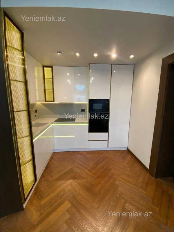 Satılır 3 otaqlı yeni tikili 91 m²