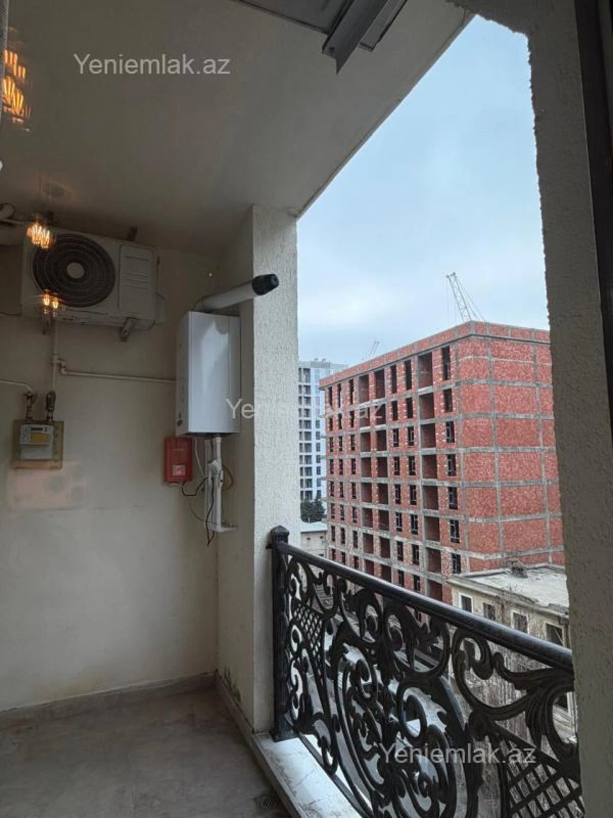 Satılır 2 otaqlı yeni tikili 75 m²