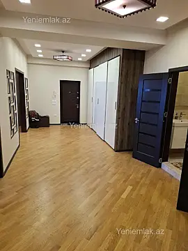 Satılır 3 otaqlı yeni tikili 156 m²