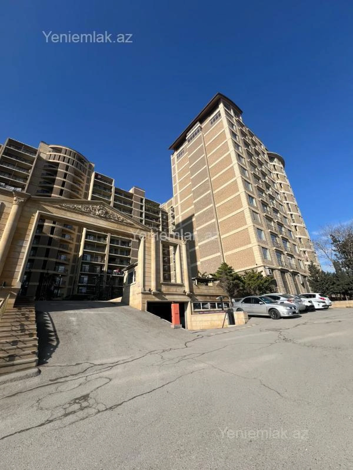 Satılır 3 otaqlı yeni tikili 138 m²