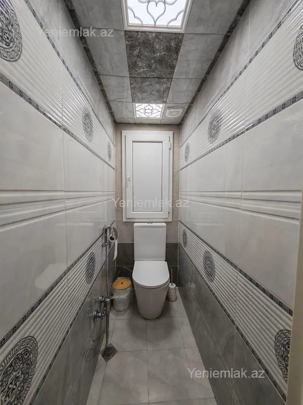 Satılır 2 otaqlı köhnə tikili 60 m²