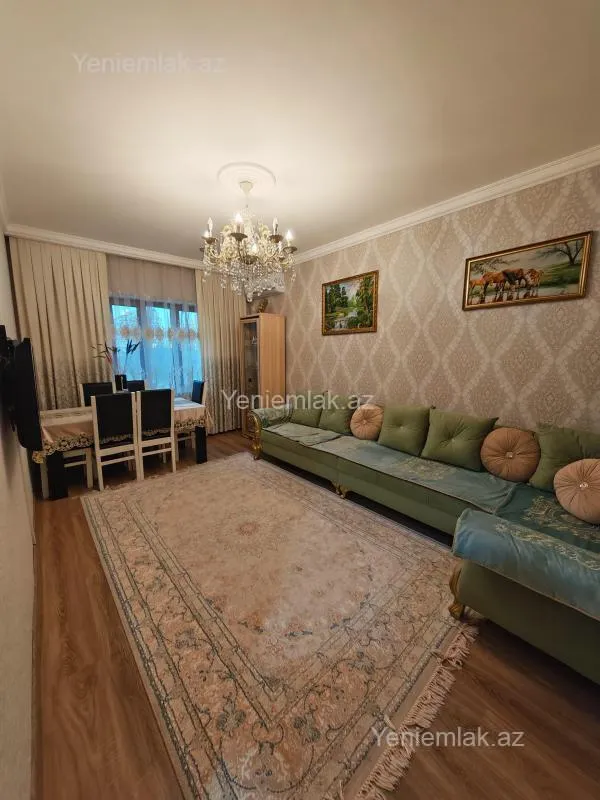 Satılır 2 otaqlı köhnə tikili 60 m²
