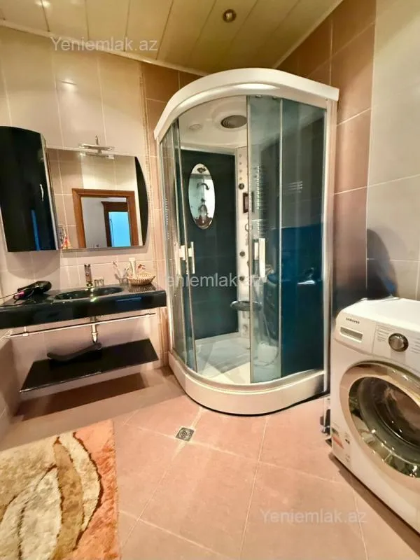 Satılır 2 otaqlı yeni tikili 105 m²