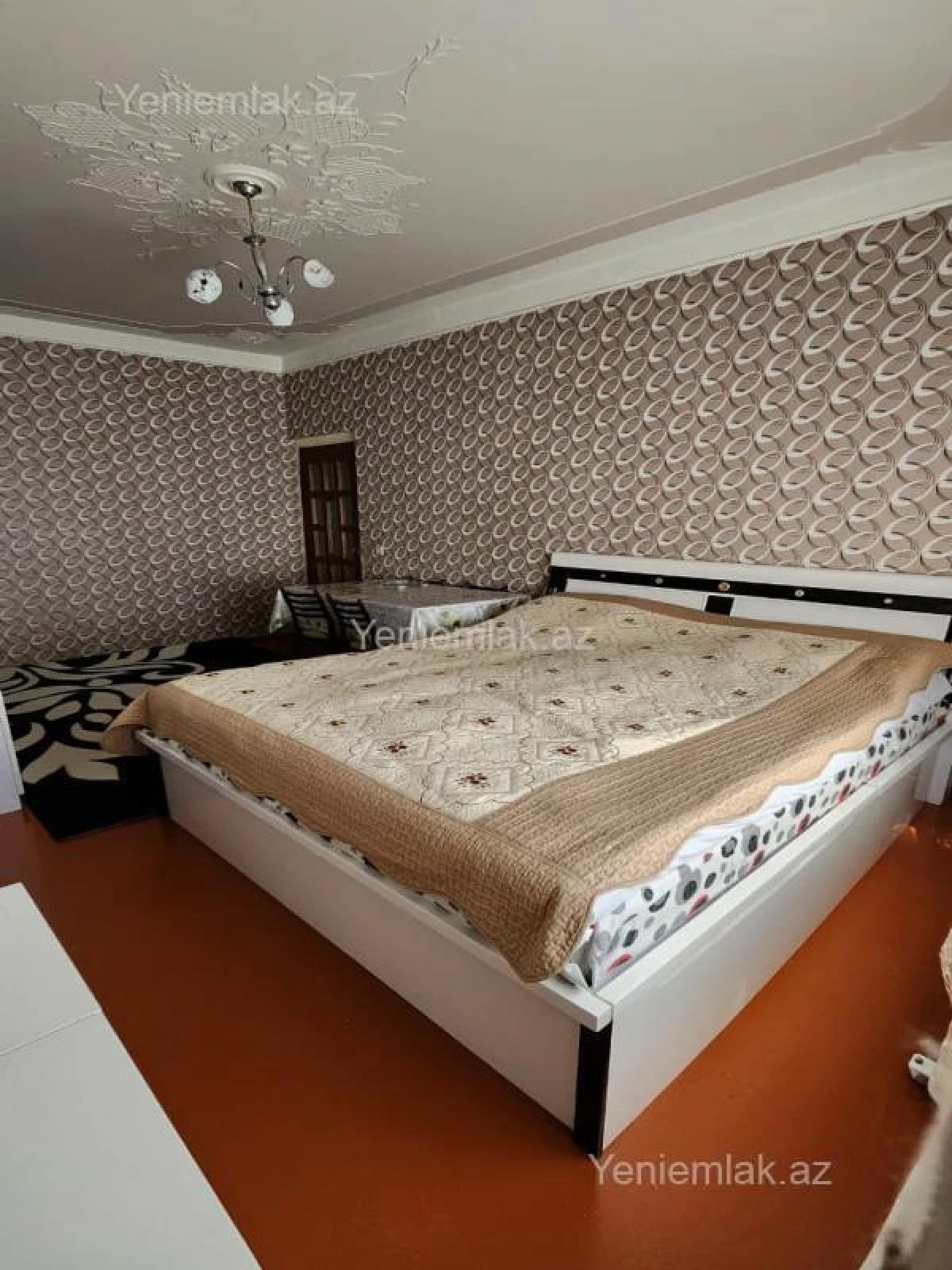 Satılır 5 otaqlı köhnə tikili 110 m²